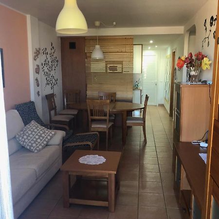 2 Bedroom With Parking, Wifi, Views & Heated Pool Плая Параизо Екстериор снимка
