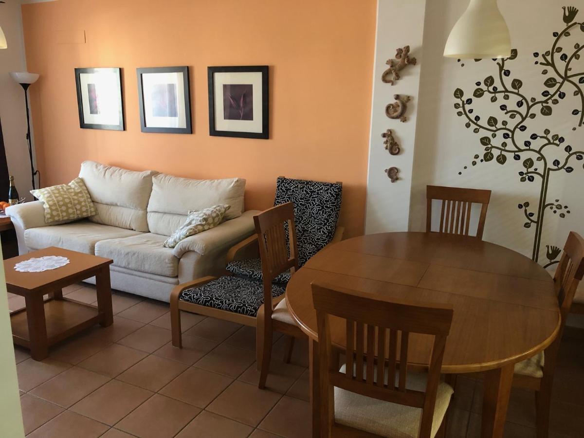 2 Bedroom With Parking, Wifi, Views & Heated Pool Плая Параизо Екстериор снимка